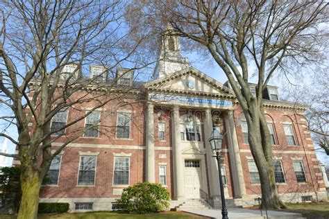 newport courthouse ri|newport ri superior court records.